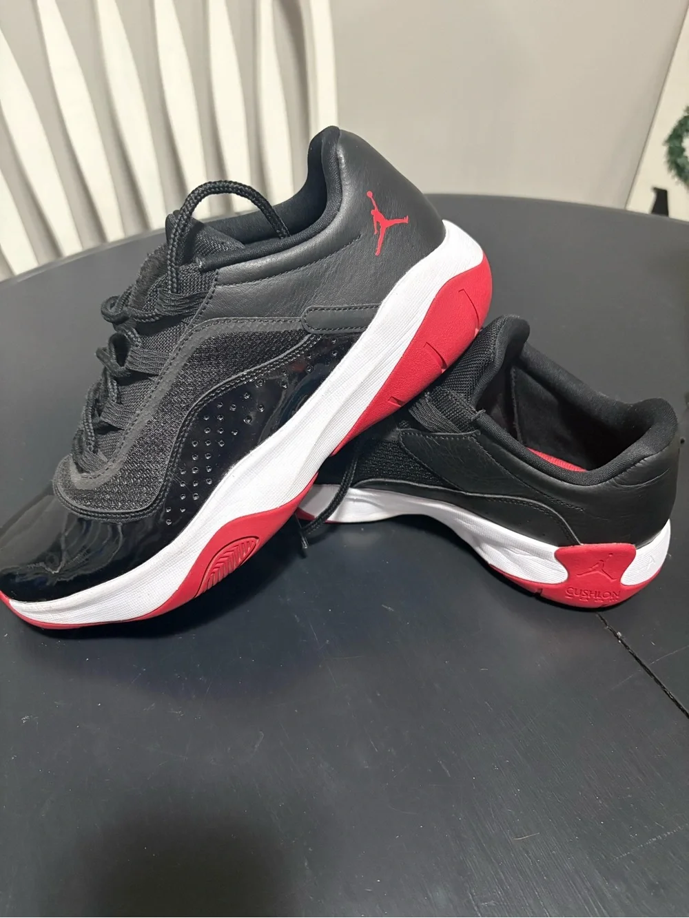 Jordan Men’s 11 CMFT low (Bred) 2021